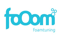 Logo Fooom, turquoiise letters the third o is a bit bigger and ther are 3 foam cicles on top of the m and as tagline written in smaller turquoise letter 